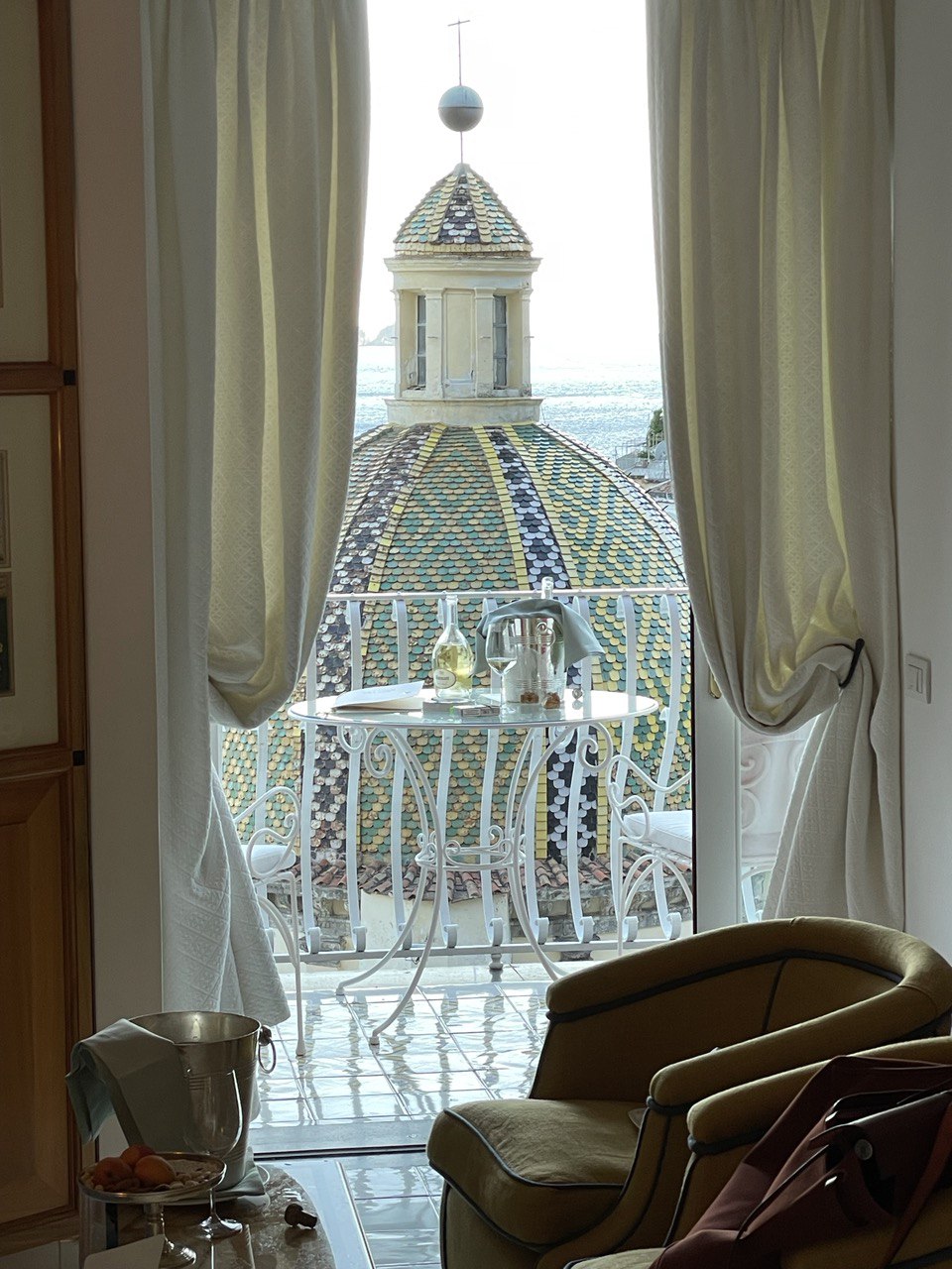 Hoteling in Positano